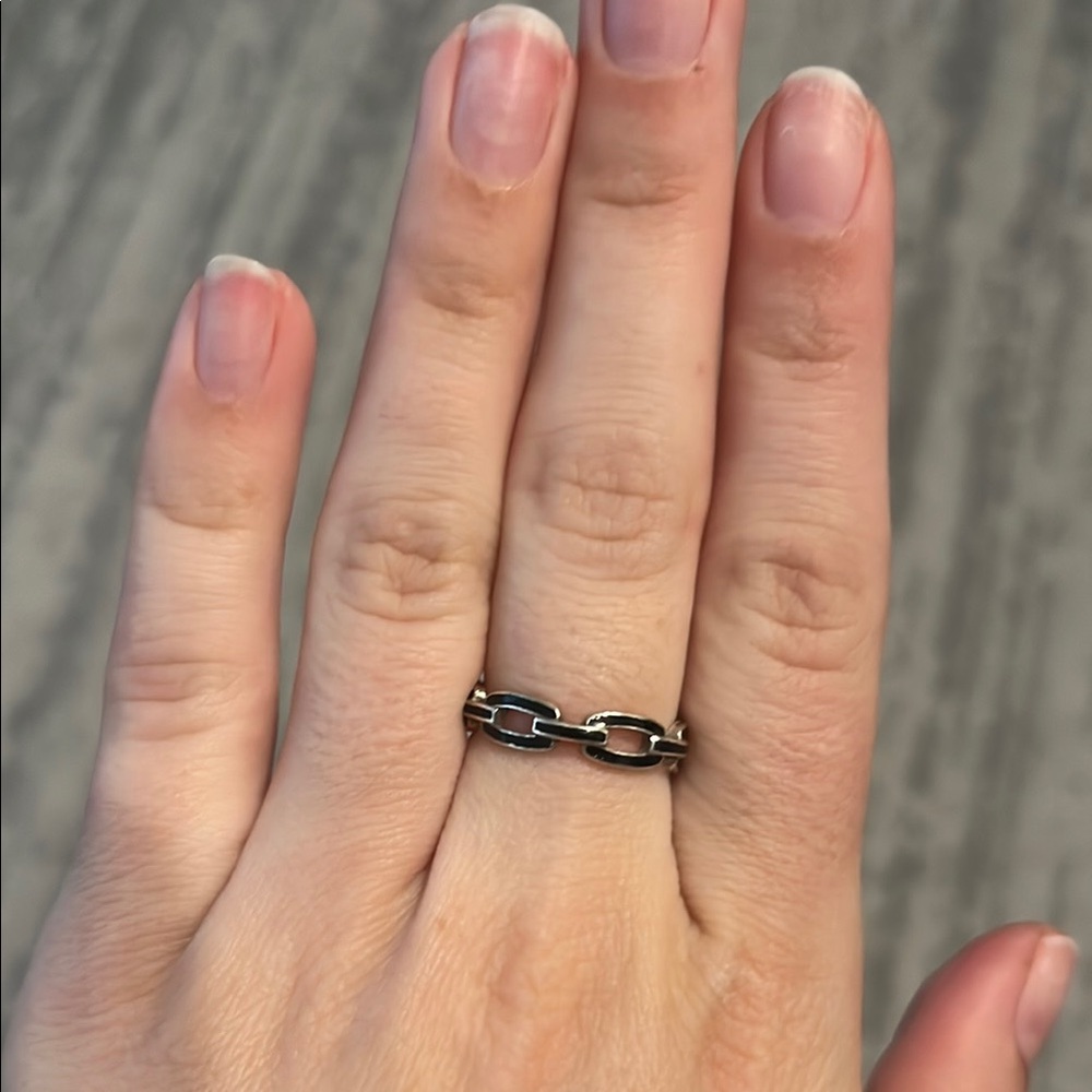 Jennifer Zeuner Enamel Chain Link Ring